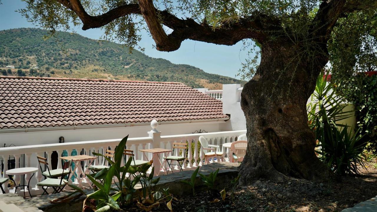 Готель One Life Malaga Retreat Periana Екстер'єр фото