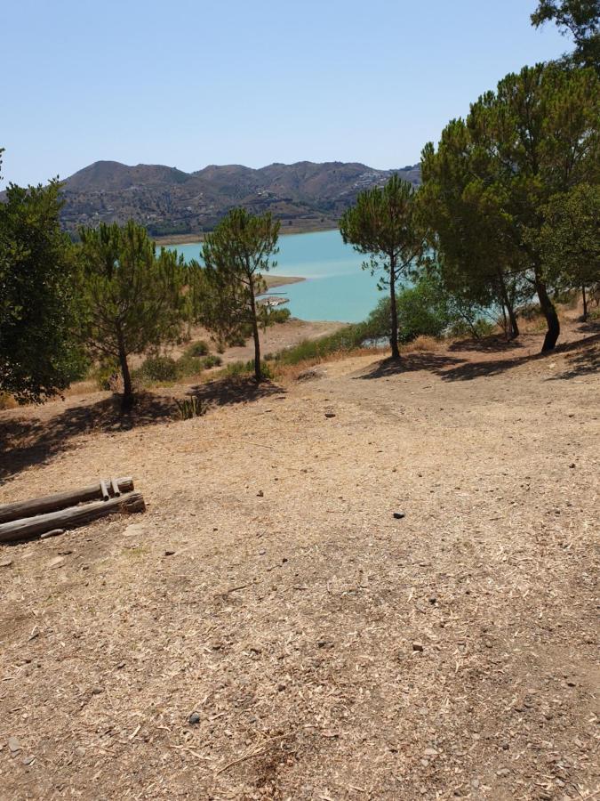 Готель One Life Malaga Retreat Periana Екстер'єр фото