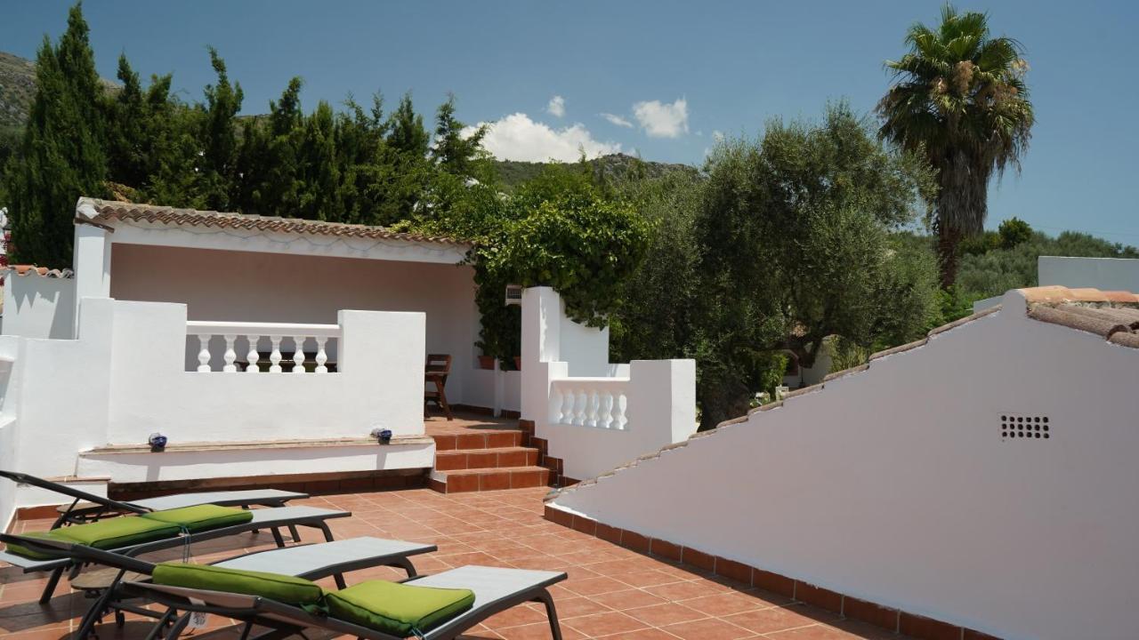 Готель One Life Malaga Retreat Periana Екстер'єр фото